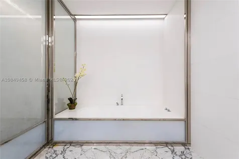 3315 Collins Avenue Miami Beach FL 33140