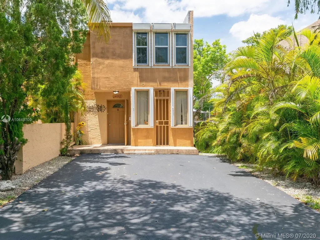 14057 SW 66th Terrace Miami FL 33183