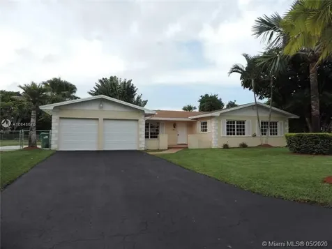 8885 SW 182nd Terrace Palmetto Bay FL 33157