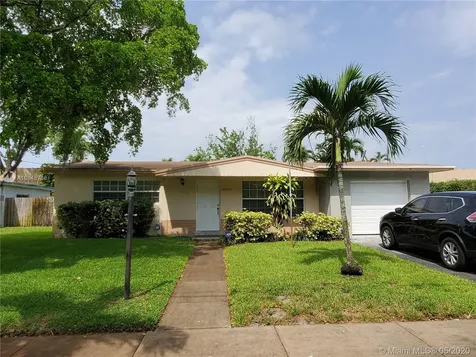 1381 SW 52nd Avenue Plantation FL 33317