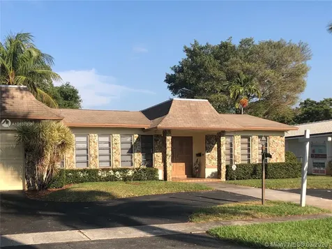 3861 N 39th Avenue Hollywood FL 33021