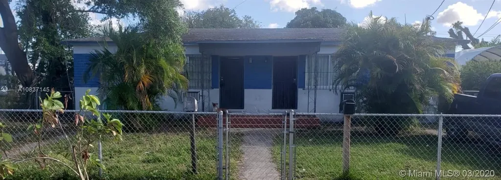 1724 NW 42nd Street Miami FL 33142