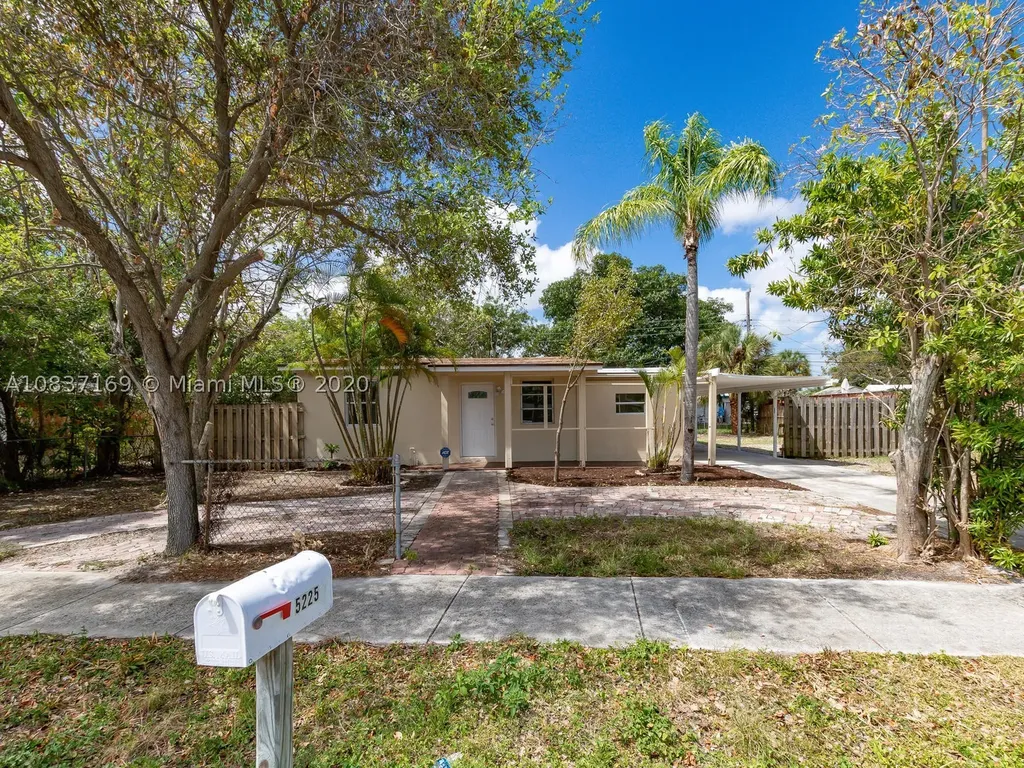 5225 NE 14th Terrace Pompano Beach FL 33064
