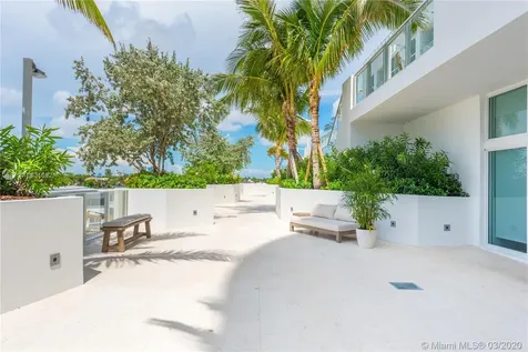 401 N Birch Road Fort Lauderdale FL 33304
