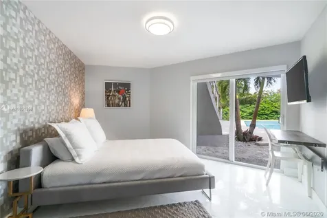 7300 Old Cutler Road Coral Gables FL 33143