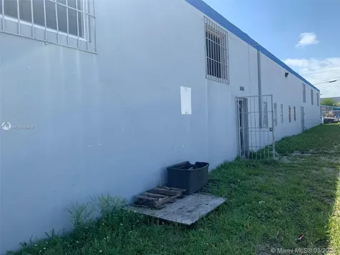 4101 NW 37th Avenue Miami FL 33142
