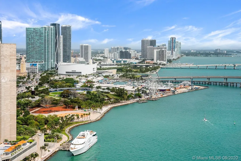 848 Brickell Key Drive Miami FL 33131