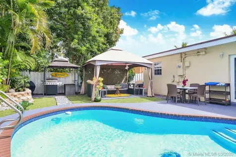 201 NE 170th Street North Miami Beach FL 33162