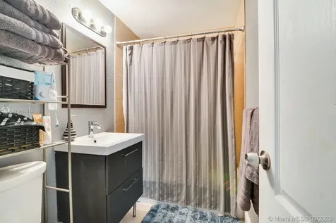 201 NE 170th Street North Miami Beach FL 33162