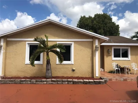 5109 NW 195th Lane Miami Gardens FL 33055
