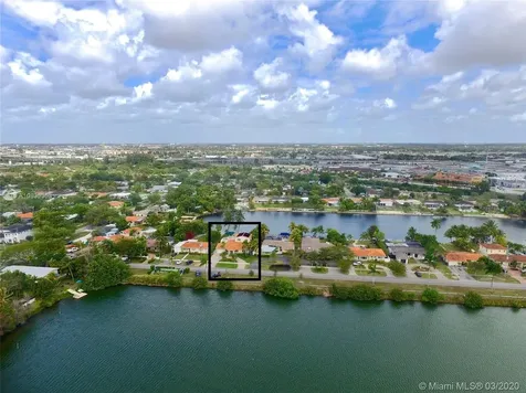 1045 Bluebird Avenue Miami Springs FL 33166
