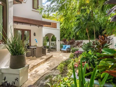 421 Sarto Avenue Coral Gables FL 33134