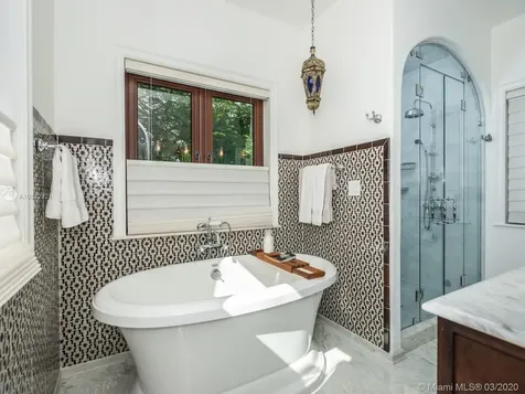 421 Sarto Avenue Coral Gables FL 33134
