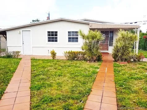 841 SE 8th Street Hialeah FL 33010