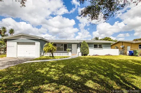 8481 NW 17th Court Pembroke Pines FL 33024