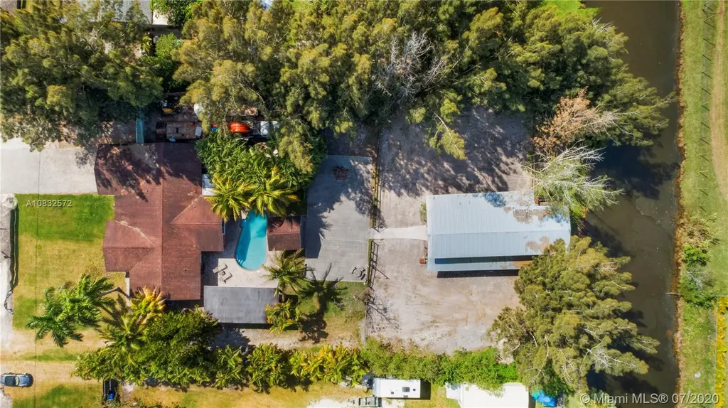 4921 SW 188th Avenue Southwest Ranches FL 33332