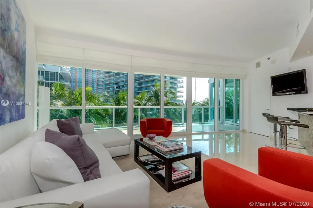1000 S Pointe Drive Miami Beach FL 33139