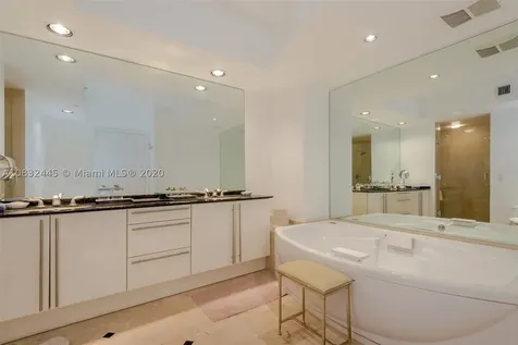 1000 S Pointe Drive Miami Beach FL 33139