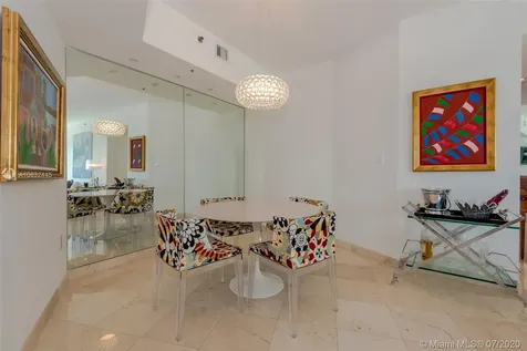 1000 S Pointe Drive Miami Beach FL 33139