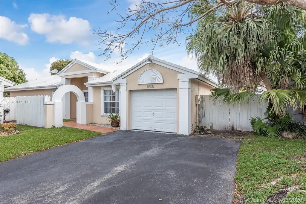 6011 SW 115th Avenue Miami FL 33173