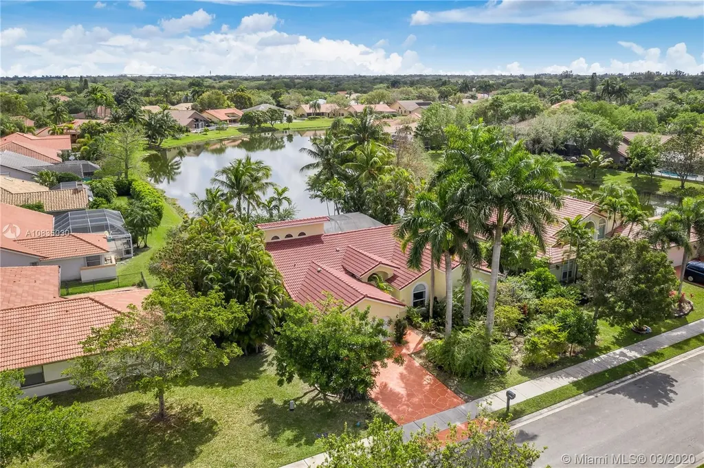 5055 NW 100th Terrace Coral Springs FL 33076