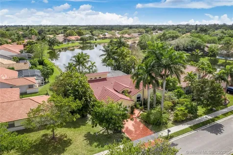 5055 NW 100th Terrace Coral Springs FL 33076