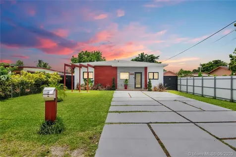 6470 SW 33rd Street Miami FL 33155