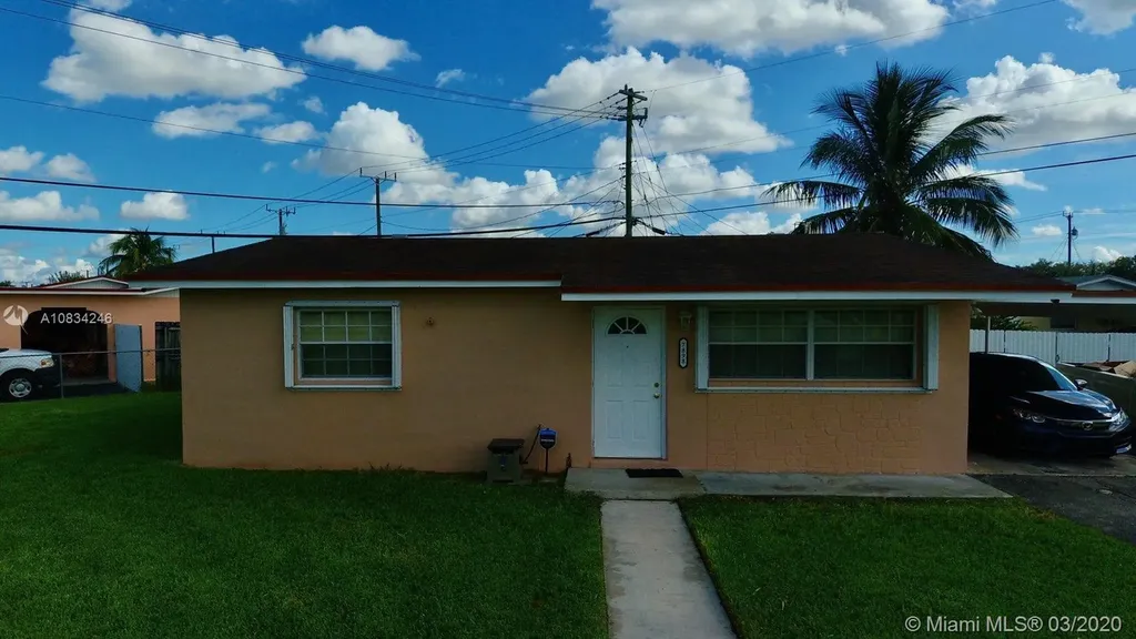 7898 NW 171st Street Hialeah FL 33015