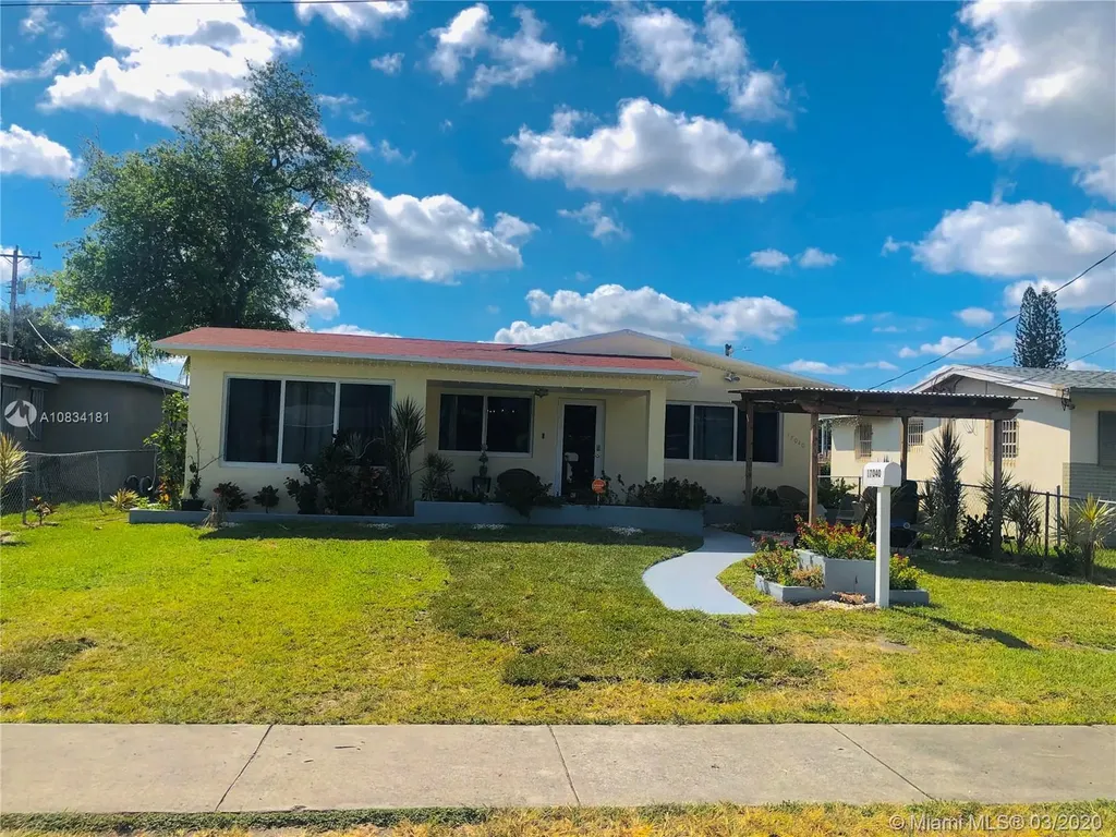 17040 NE 4th Place North Miami Beach FL 33162
