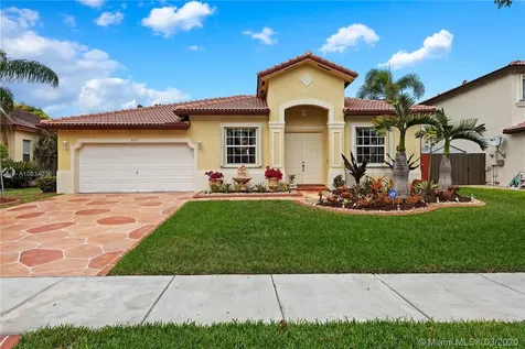 8971 SW 212th Terrace Cutler Bay FL 33189
