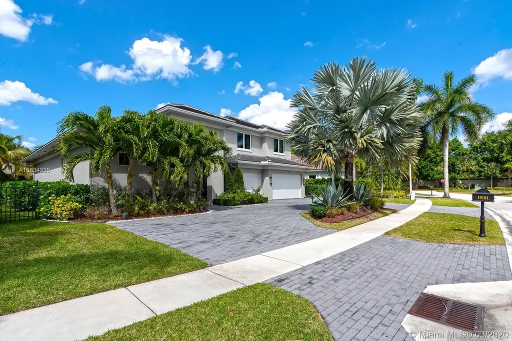 10181 Key Plum Street Plantation FL 33324