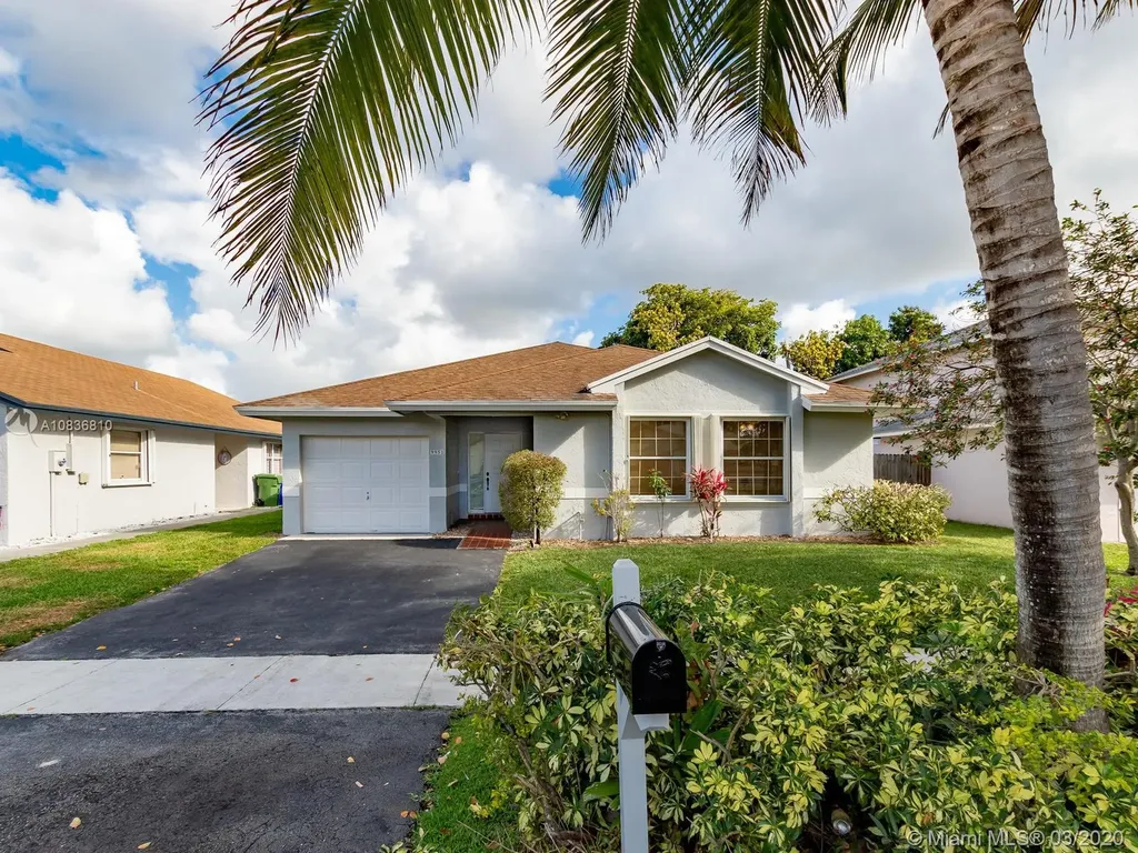 9951 SW 11th Street Pembroke Pines FL 33025
