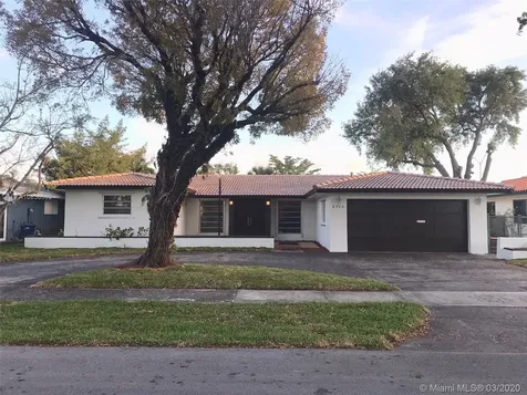 6910 Bamboo Street Miami Lakes FL 33014