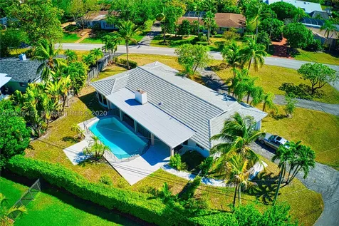 8055 SW 142nd Terrace Palmetto Bay FL 33158