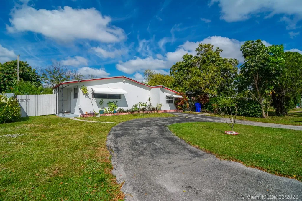2310 N 61st Avenue Hollywood FL 33024