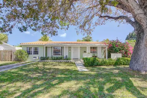 10841 NE 11th Avenue Miami FL 33161
