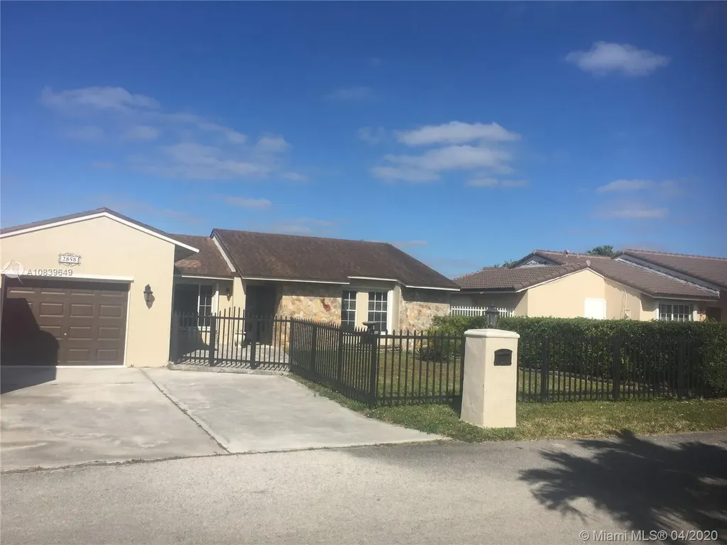 2858 SW 132nd Place Miami FL 33175