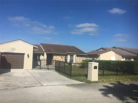 2858 SW 132nd Place Miami FL 33175