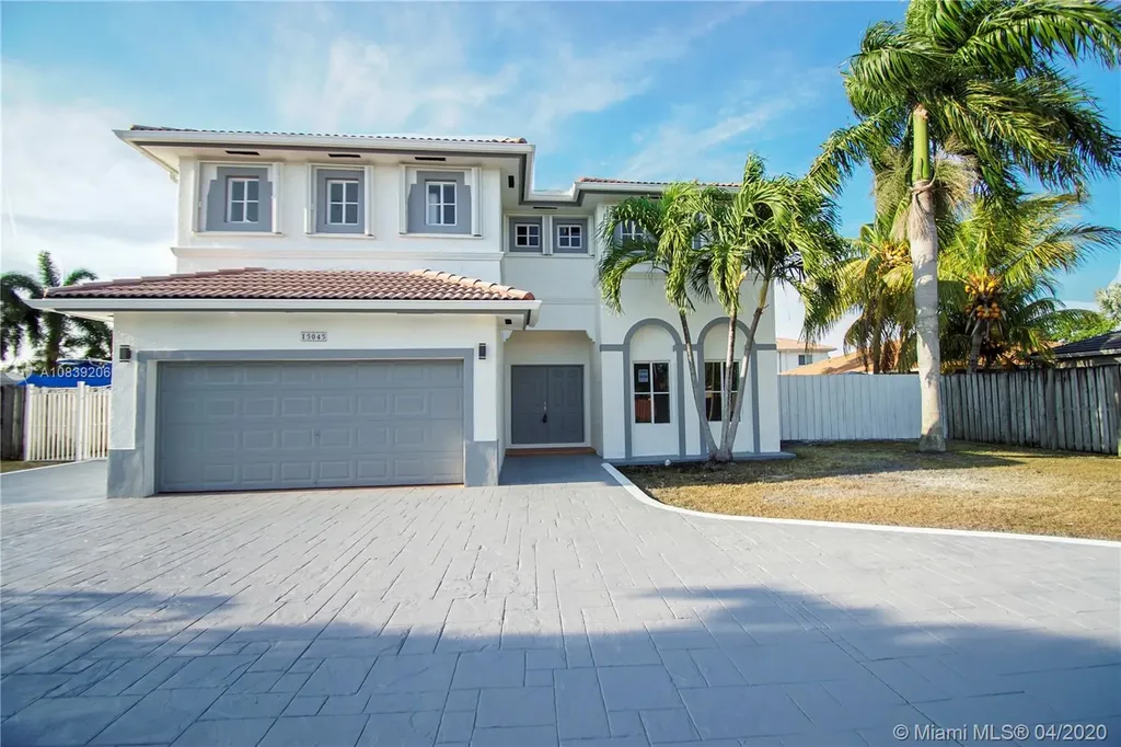 15045 SW 38th Terrace Miami FL 33185