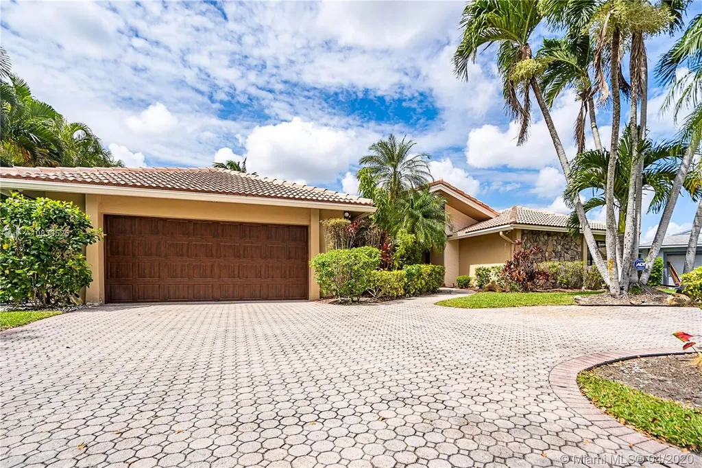 9861 SW 2nd Street Plantation FL 33324