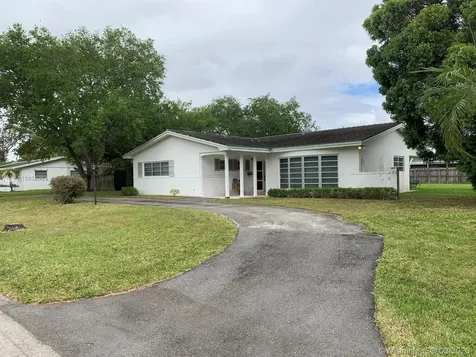 8405 SW 89th Street Miami FL 33156