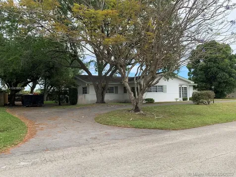 8405 SW 89th Street Miami FL 33156
