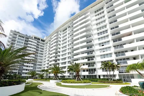 100 Lincoln Road Miami Beach FL 33139