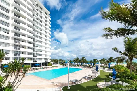 100 Lincoln Road Miami Beach FL 33139