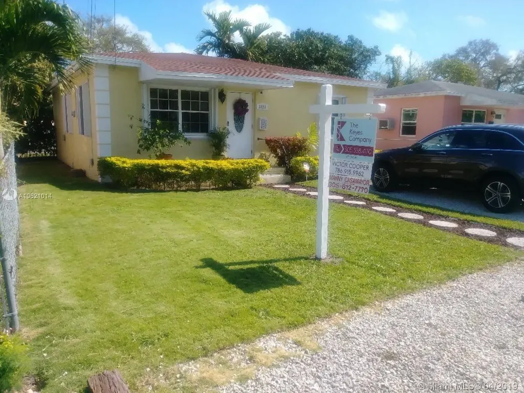 3123 Plaza Street Miami FL 33133