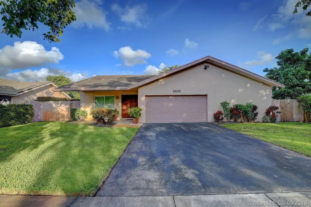 9025 SW 102nd Court Miami FL 33176