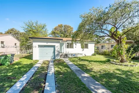 885 NE 134th Street North Miami FL 33161