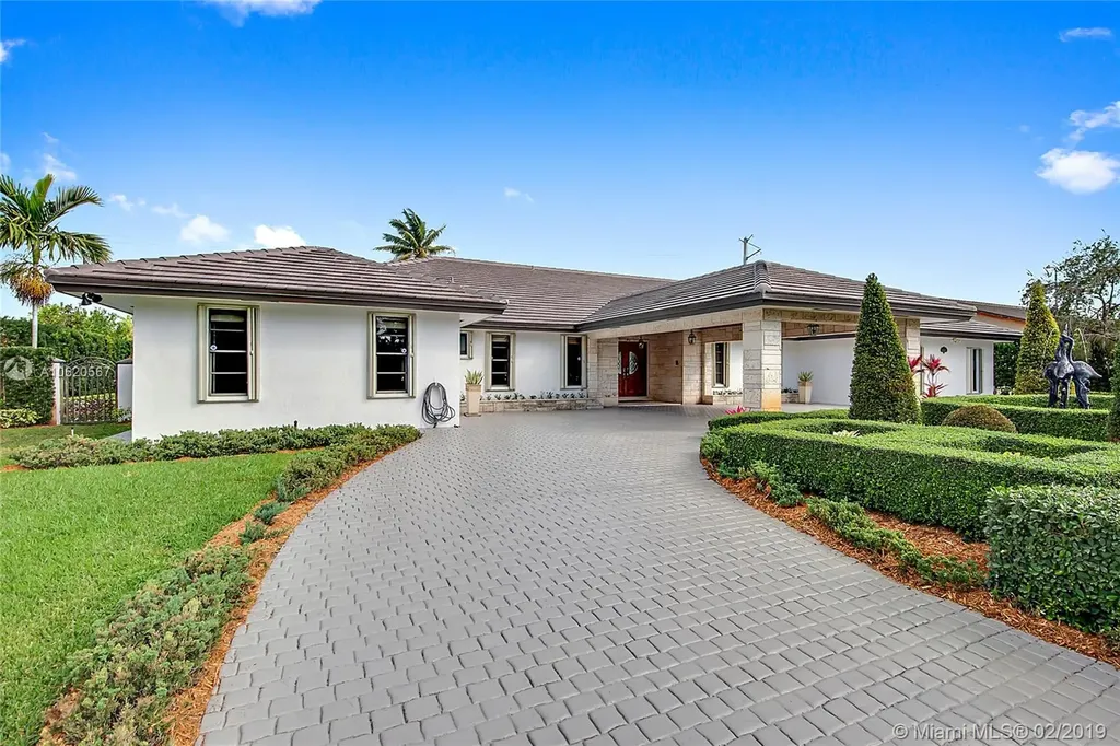 10441 SW 66th Street Miami FL 33173