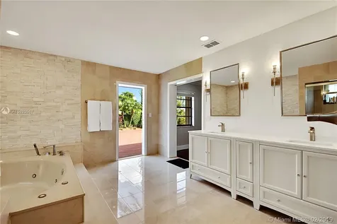 10441 SW 66th Street Miami FL 33173