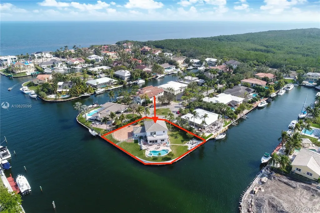 13000 Zambrana Street Coral Gables FL 33156